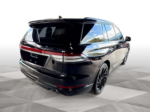 Used 2024 Lincoln Aviator Reserve w/ Equipment Group 201A RWD image 8