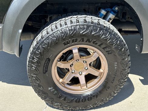 Used 2018 Ford F150 Raptor AWD/4WD image 12