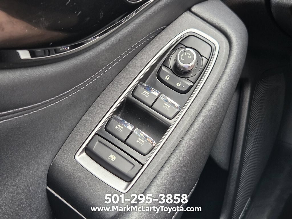 Used 2023 Subaru Outback Limited AWD/4WD image 25