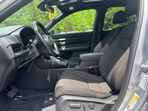 Used 2025 Honda CR-V Sport image 18