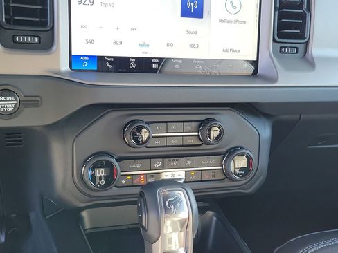 New 2025 Ford Bronco Outer Banks image 28