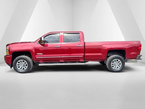 Used 2019 Chevrolet Silverado 3500 High Country w/ Duramax Plus Package AWD/4WD image 4