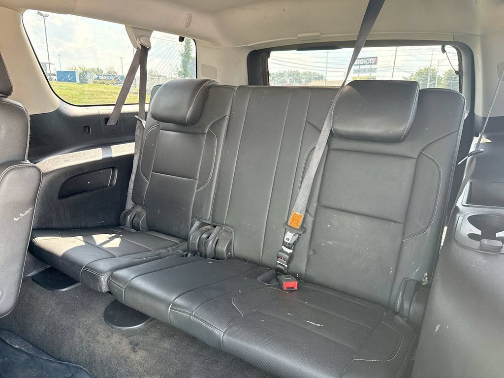 Used 2018 Chevrolet Suburban Premier AWD/4WD image 12