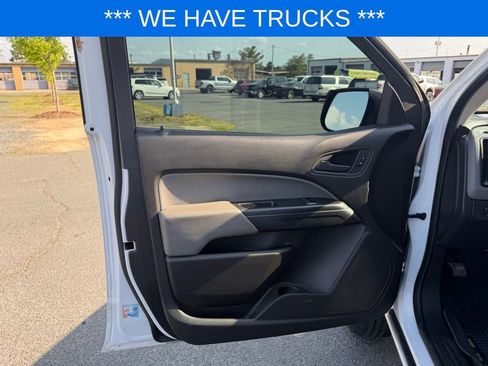 Used 2015 Chevrolet Colorado W/T w/ WT Convenience Package AWD/4WD image 11