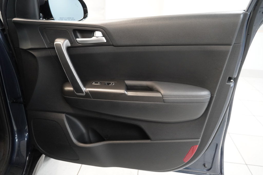 Used 2020 Kia Sportage LX w/ LX Popular Package FWD image 32