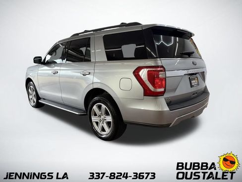 Used 2020 Ford Expedition XLT w/ Equipment Group 202A RWD image 3