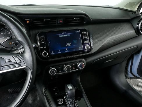 Used 2023 Nissan Kicks SV image 12