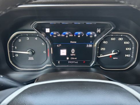 Used 2021 GMC Yukon Denali w/ LPO, Illumination Package AWD/4WD image 26