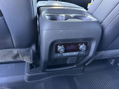 New 2026 Chevrolet Traverse RS w/ LPO, Floor Liner Package image 17