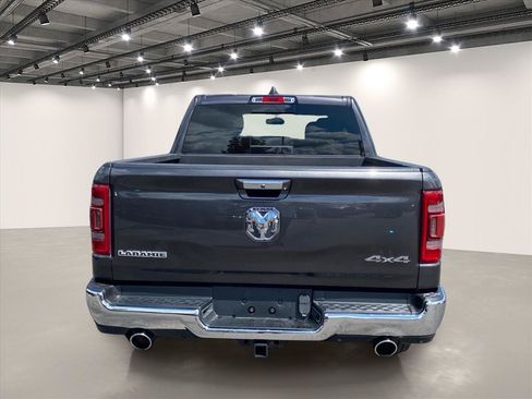 Used 2019 RAM 1500 Laramie AWD/4WD image 6