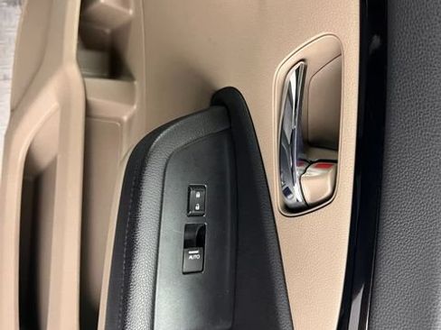 Used 2022 Honda Pilot Touring image 43