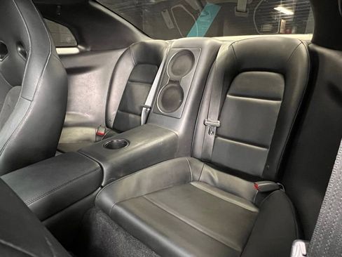 Used 2020 Nissan GT-R Premium image 17