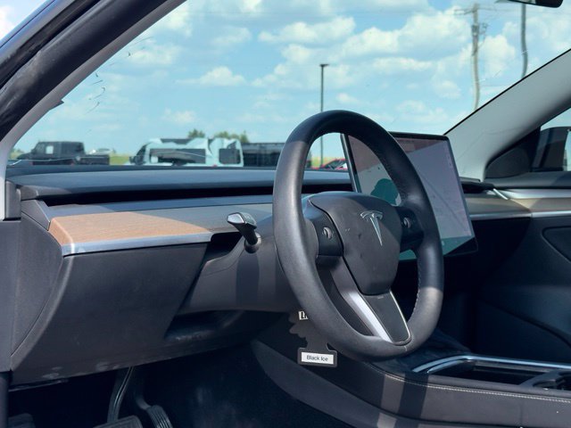 Used 2021 Tesla Model 3 Standard Range Plus RWD image 8