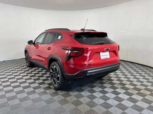 New 2026 Chevrolet Trax RS w/ Driver Confidence Package FWD image 3
