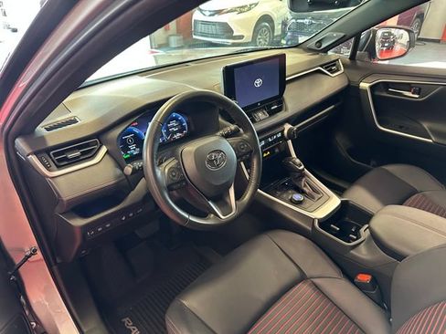 Used 2024 Toyota RAV4 XSE w/ Weather Package AWD/4WD image 11