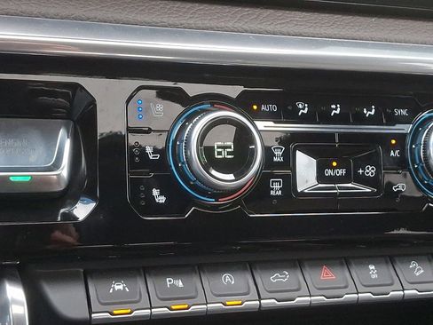 Certified 2023 GMC Sierra 1500 Denali w/ Denali Reserve Package image 25