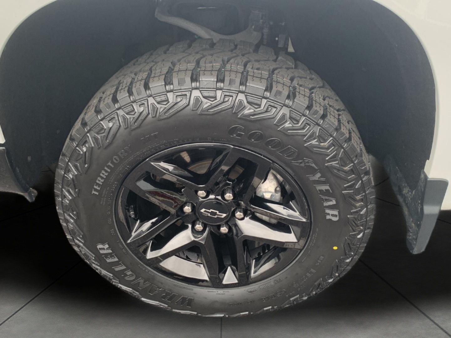Certified 2024 Chevrolet Silverado 1500 LT Trail Boss w/ Convenience Package II AWD/4WD image 24
