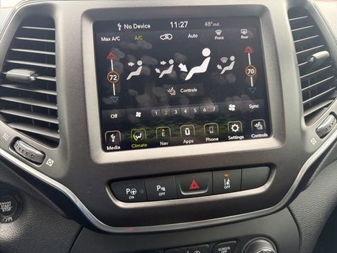 Used 2022 Jeep Cherokee Trailhawk w/ Sun, Sound & Nav Group image 13