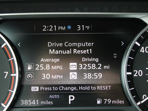 Used 2025 Nissan Rogue SV image 26