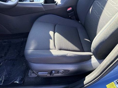 Used 2023 Toyota RAV4 SE w/ Convenience Package image 15