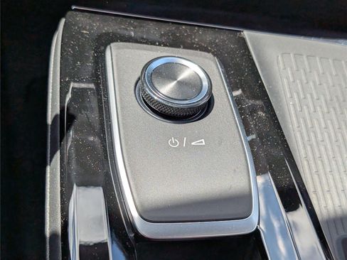 New 2026 Buick Enclave Preferred w/ Power Package AWD/4WD image 24