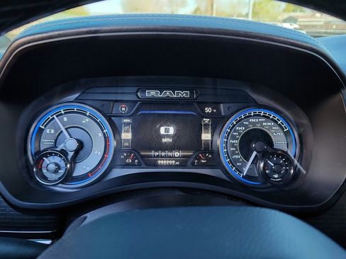 Used 2022 RAM 3500 Limited image 13