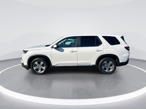 Used 2023 Honda Pilot EX-L image 6