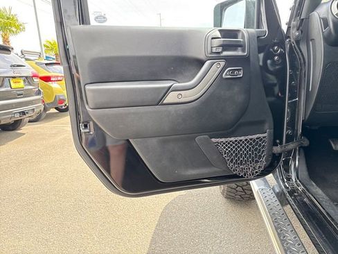 Used 2017 Jeep Wrangler Unlimited Sport w/ Quick Order Package 24S AWD/4WD image 15