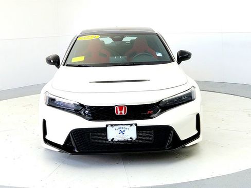 Used 2024 Honda Civic Type R image 8