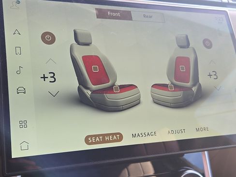 Used 2023 Land Rover Range Rover SE image 24