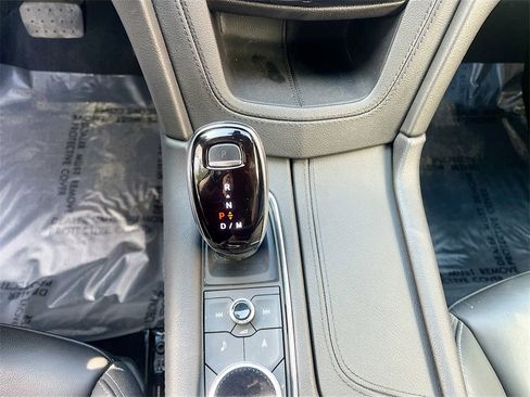 Used 2022 Cadillac XT6 Premium Luxury w/ Technology Package image 17