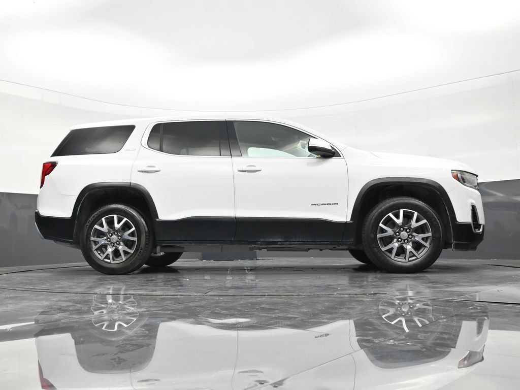 Used 2023 GMC Acadia SLE FWD image 25