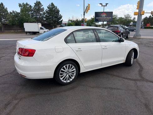 Used 2013 Volkswagen Jetta SEL FWD image 10
