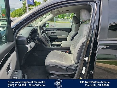 Used 2023 Honda Pilot LX image 13