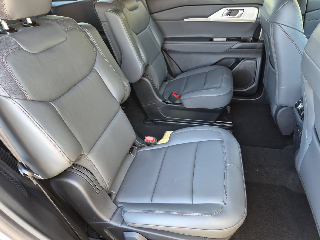 New 2027 Ford Explorer Active w/ Active Comfort Package AWD/4WD image 20