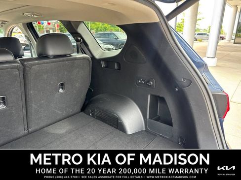 Used 2023 Hyundai Santa Fe SEL w/ Premium Package AWD/4WD image 32