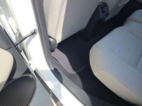 New 2026 Honda HR-V LX image 18