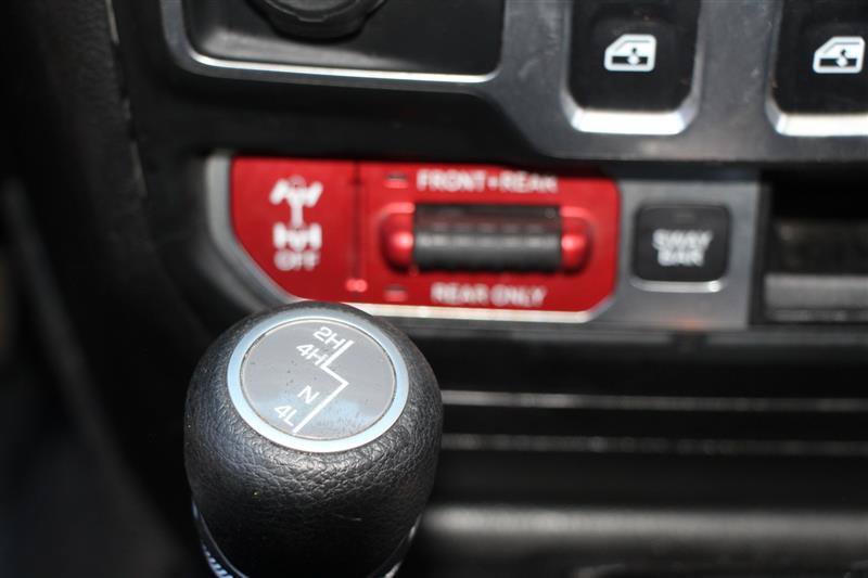 Used 2018 Jeep Wrangler Rubicon AWD/4WD image 27