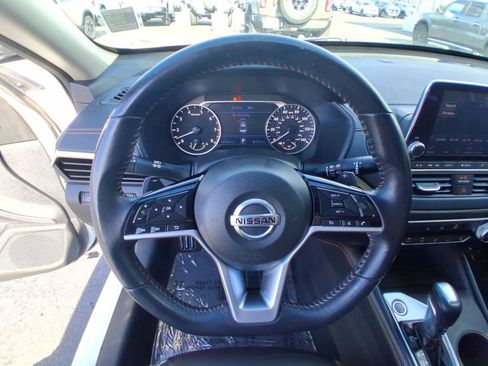 Used 2019 Nissan Altima 2.5 SR image 14