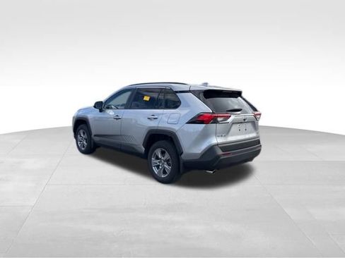 Used 2023 Toyota RAV4 XLE w/ Convenience Package image 4