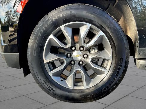 Used 2021 Chevrolet Tahoe LT w/ Luxury Package RWD image 10