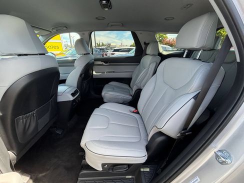 Used 2025 Hyundai Palisade SEL AWD/4WD image 24