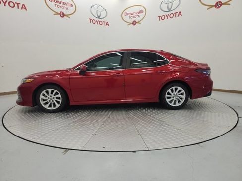 Used 2023 Toyota Camry LE FWD image 5