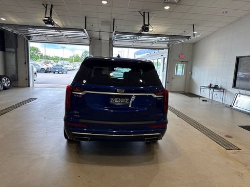 Used 2023 Cadillac XT6 Premium Luxury w/ Platinum Package AWD/4WD image 6