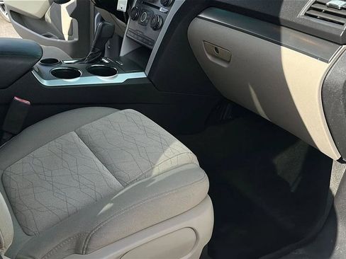 Used 2014 Ford Explorer FWD image 34