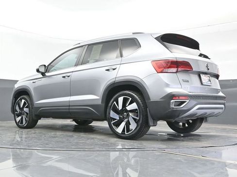 Used 2024 Volkswagen Taos SEL image 24