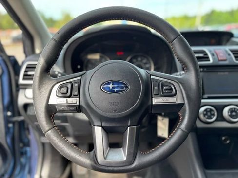 Used 2016 Subaru Crosstrek 2.0i Premium image 11