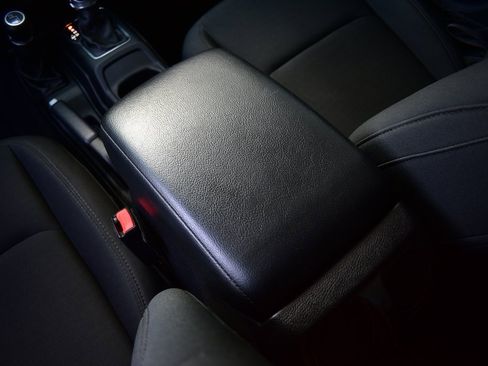 Certified 2021 Jeep Wrangler Unlimited Sport image 39