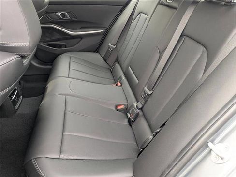 Used 2025 BMW 330i Sedan w/ Convenience Package image 15