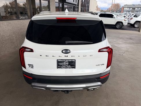 Used 2020 Kia Telluride SX w/ SX Prestige Package image 39